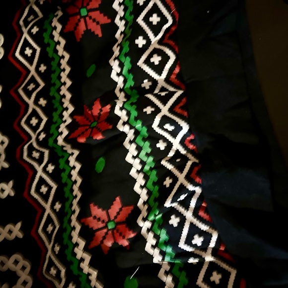 Like New Ugly Christmas Sweatshirt ‘bahhumbug’  and Hat Large - Picture 3 of 7